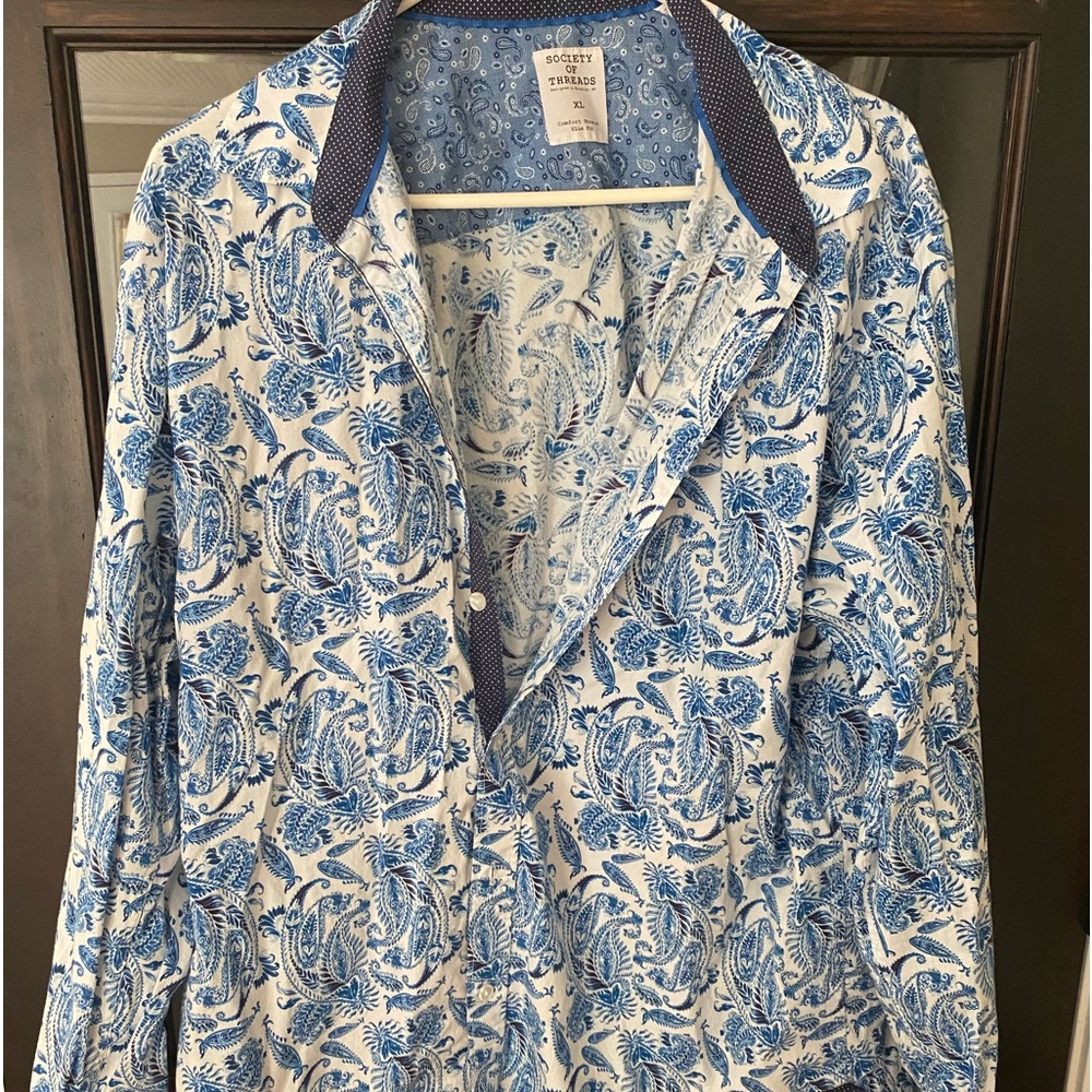 Men’s long sleeve paisley dress shirt XL